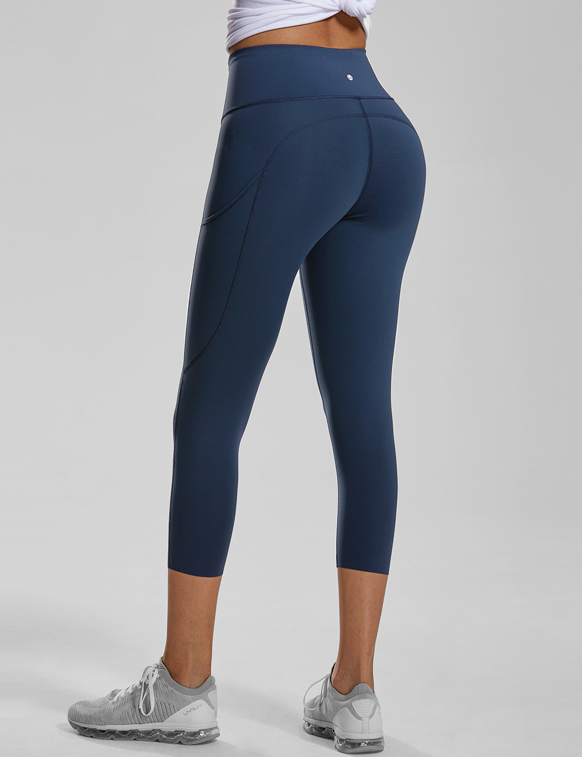 Women s High Waist Capri Sports  Leggings  with Side Pockets 