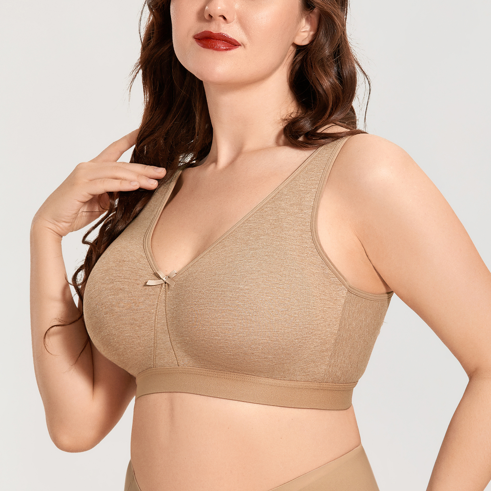 AISILIN Women's Strapless Bra for Big Bust Minimizer Unlined Underwire Plus  Size Lace Bandeau Beige 32B at  Women's Clothing store